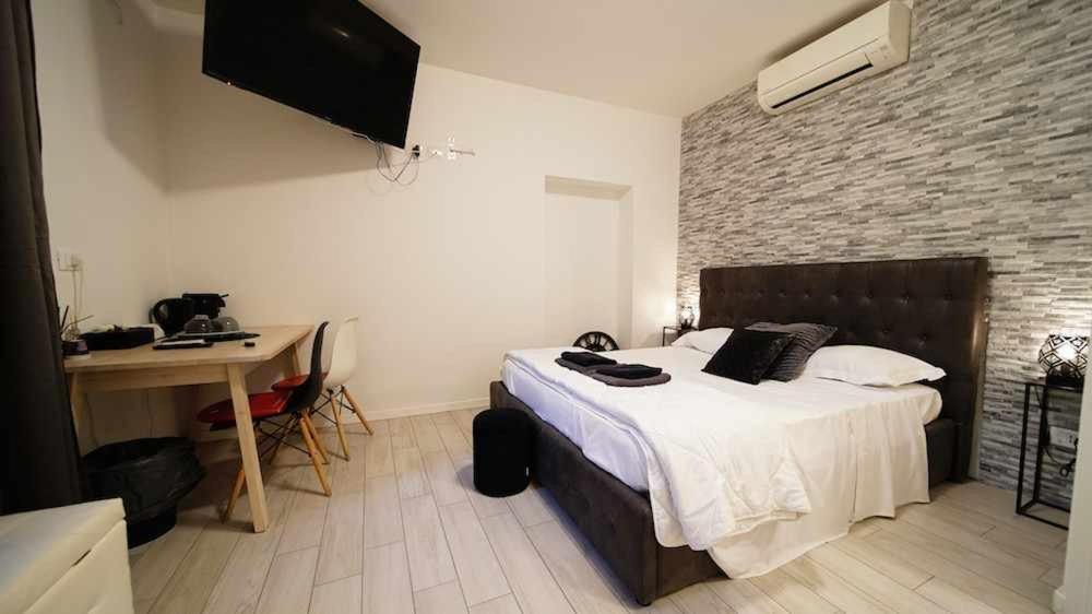 Langolo Di Laura Borgo Roma Destiny Home 3 Verona Room photo
